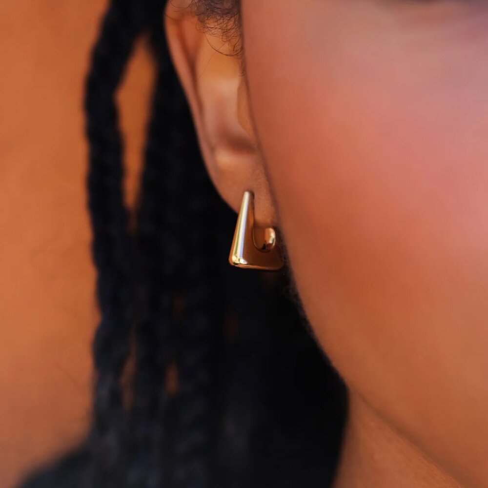 SOKO Mini Mezi Boxed Hoop Earrings